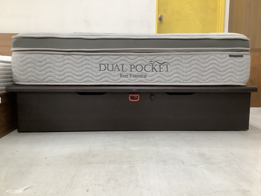 広々使える！】ニトリの跳ね上げ式ダブルベッドをご紹介します