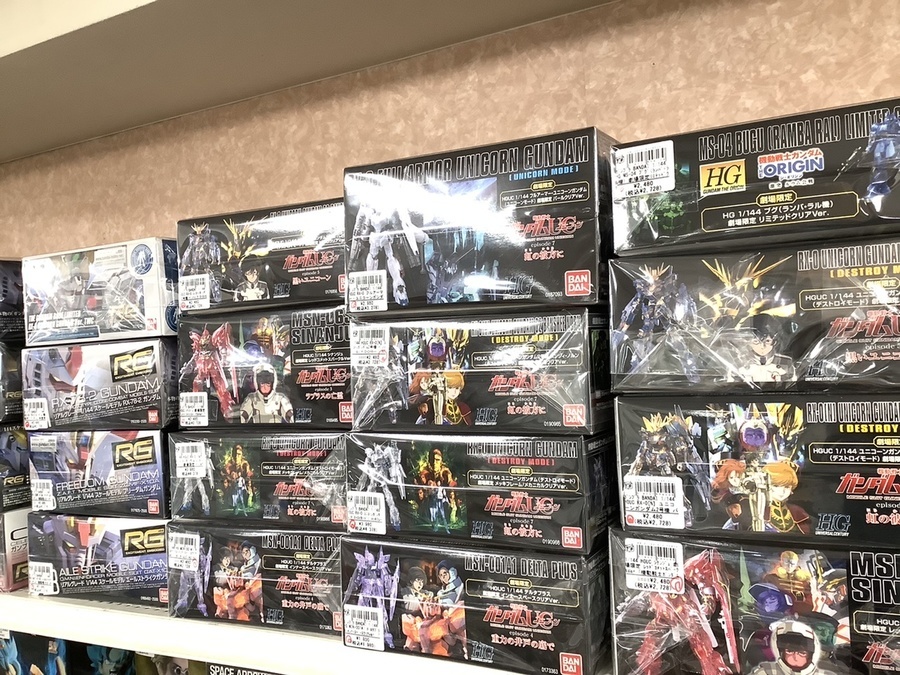 BANDAI 1/60 PG RX-0 ユニコーンガンダムルミナスクリア が入荷 BANDAI 1/60 PG RX-0 ユニコーンガンダムルミナスクリア が入荷