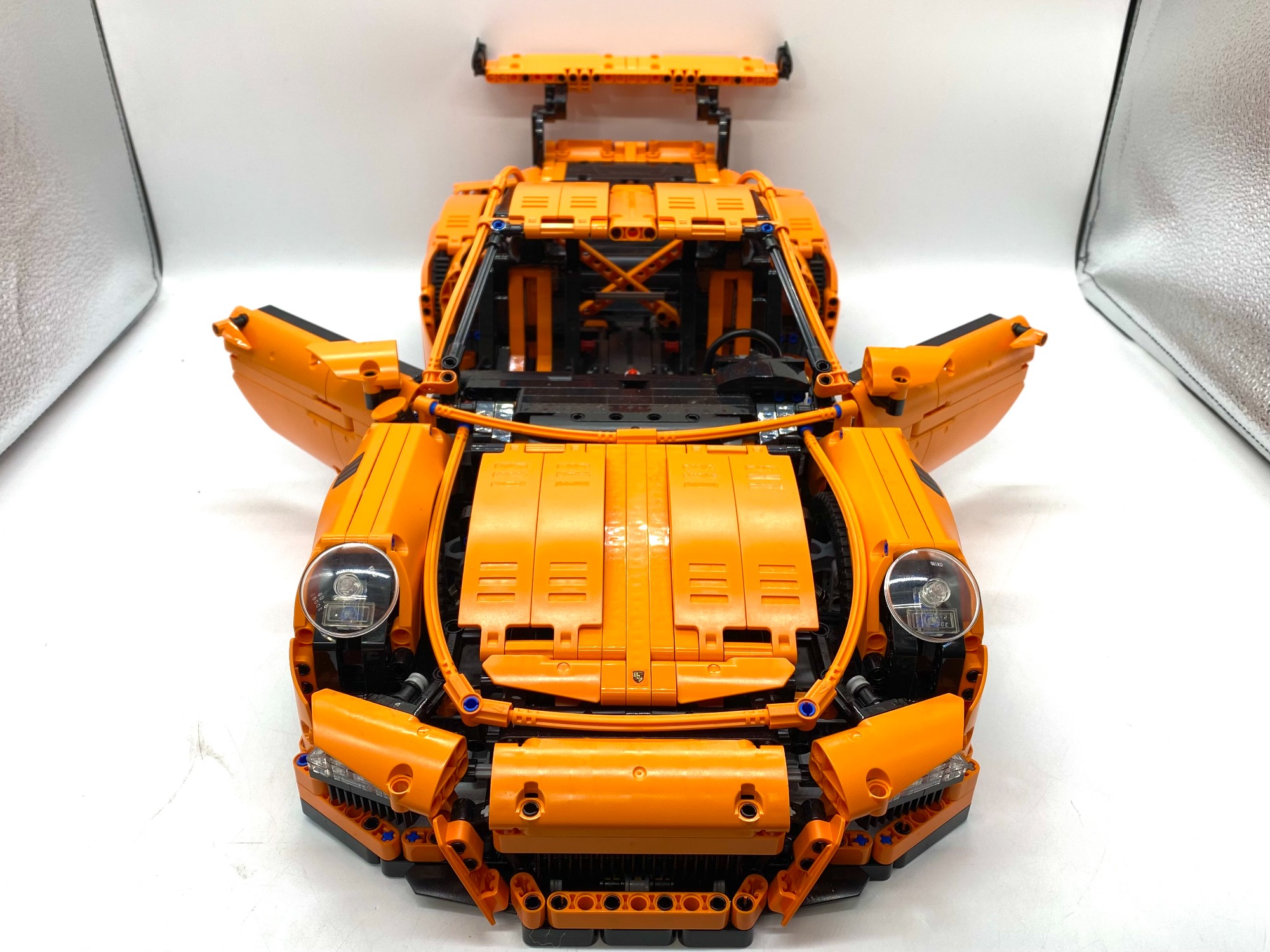 LEGO Technic - Porsche 911 GT3 RS が買取入荷致しました LEGO Technic - Porsche 911 GT3 RS が買取入荷致しました
