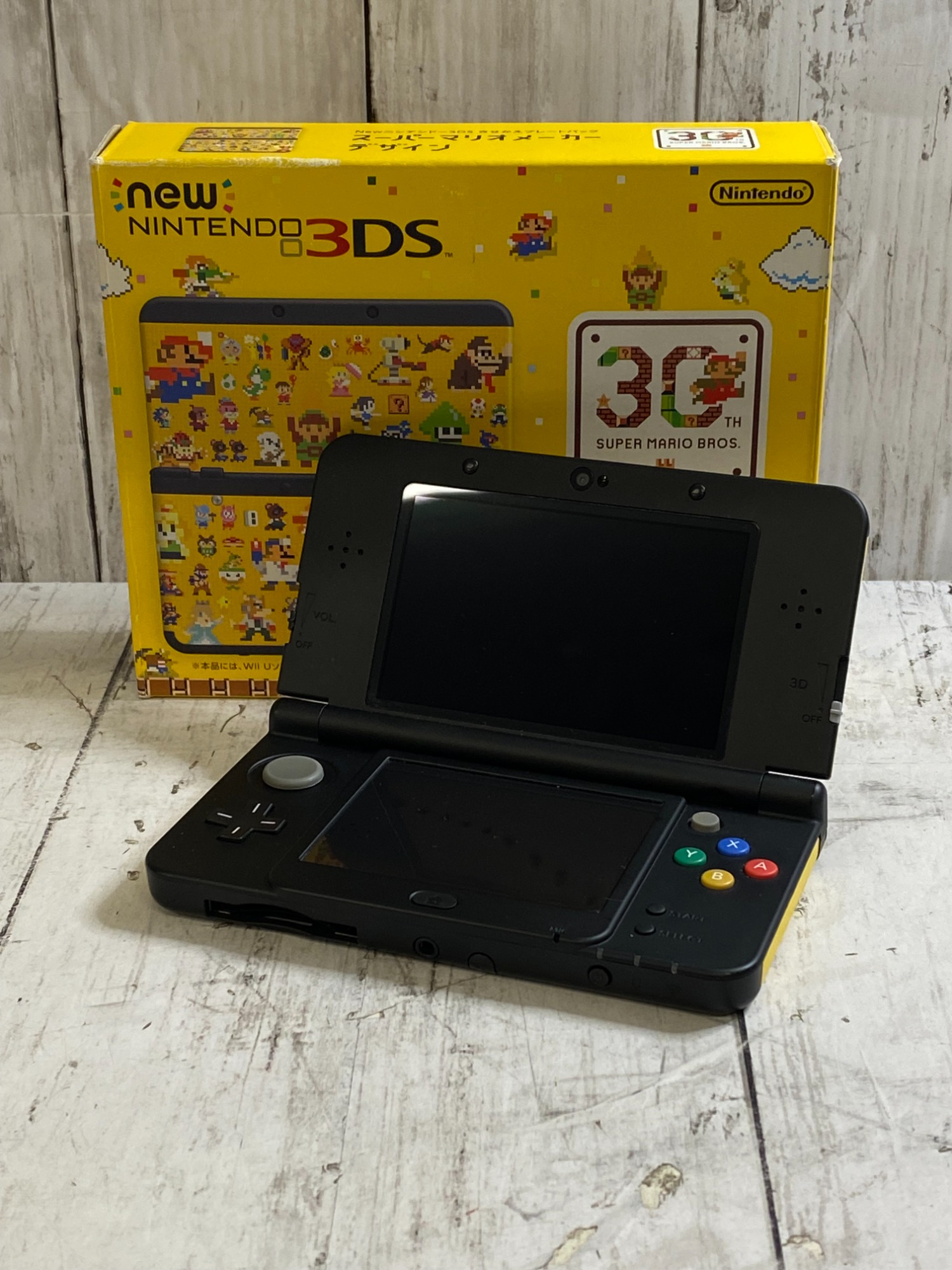newNintendo3DSスーパーマリオメーカーデザインが入荷しました