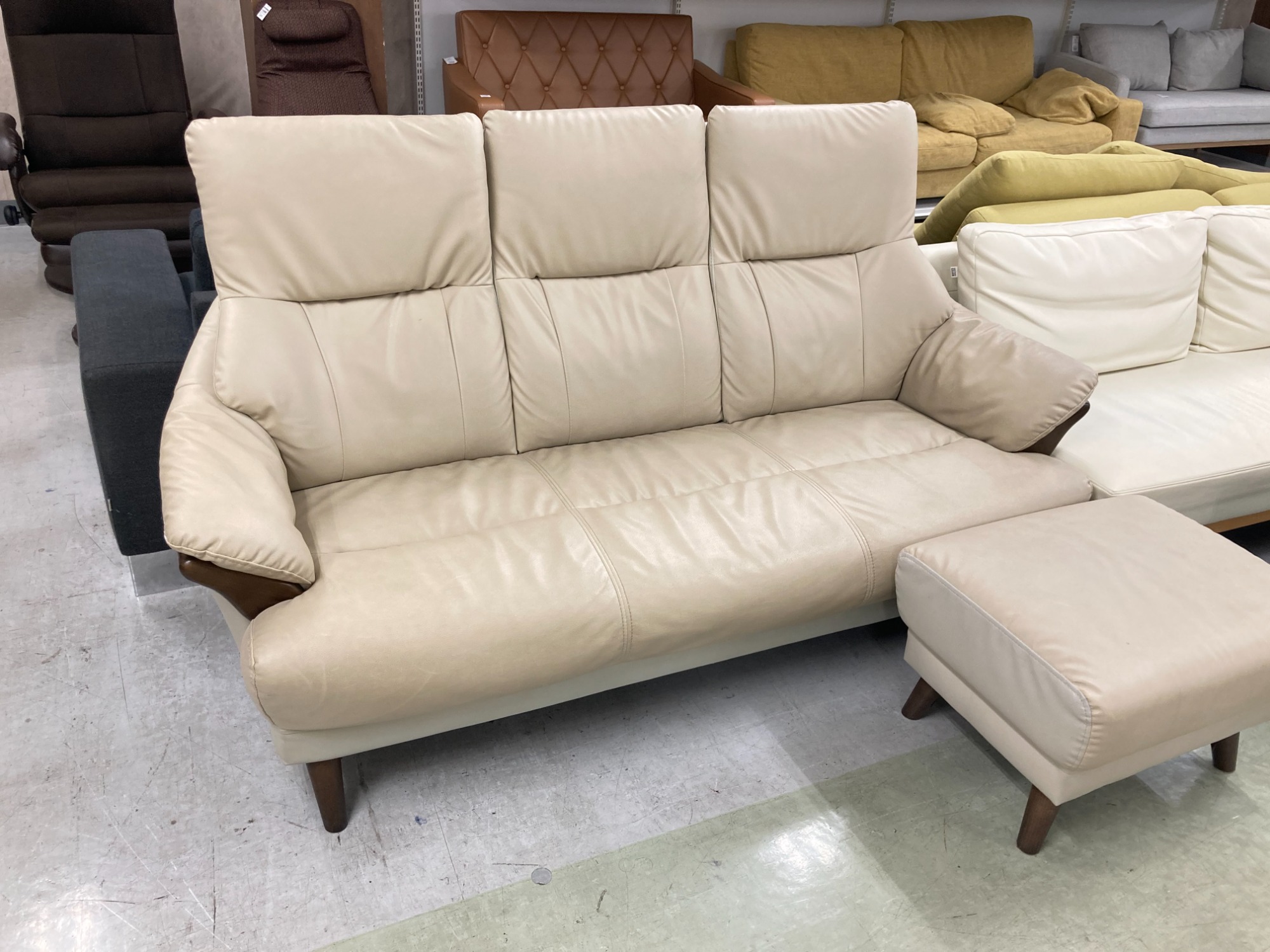 ニトリ 三人掛け 町田まで引取り希望 ニトリ 3人掛け布張りソファ(MK02 KD LGR) : ニトリ Yahoo!店