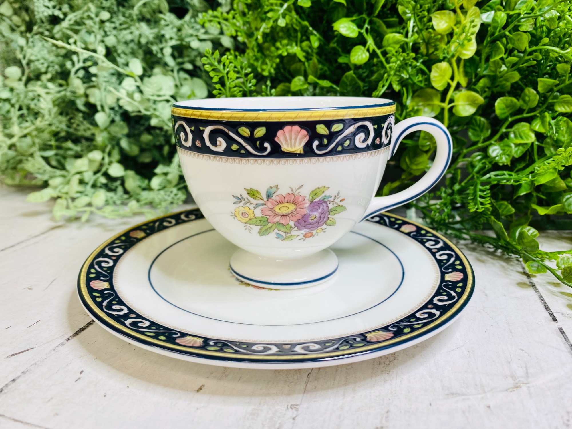 ウェッジウッド　ソーサー&プレートセット WEDGWOODカップ&ソーサー、プレートセット