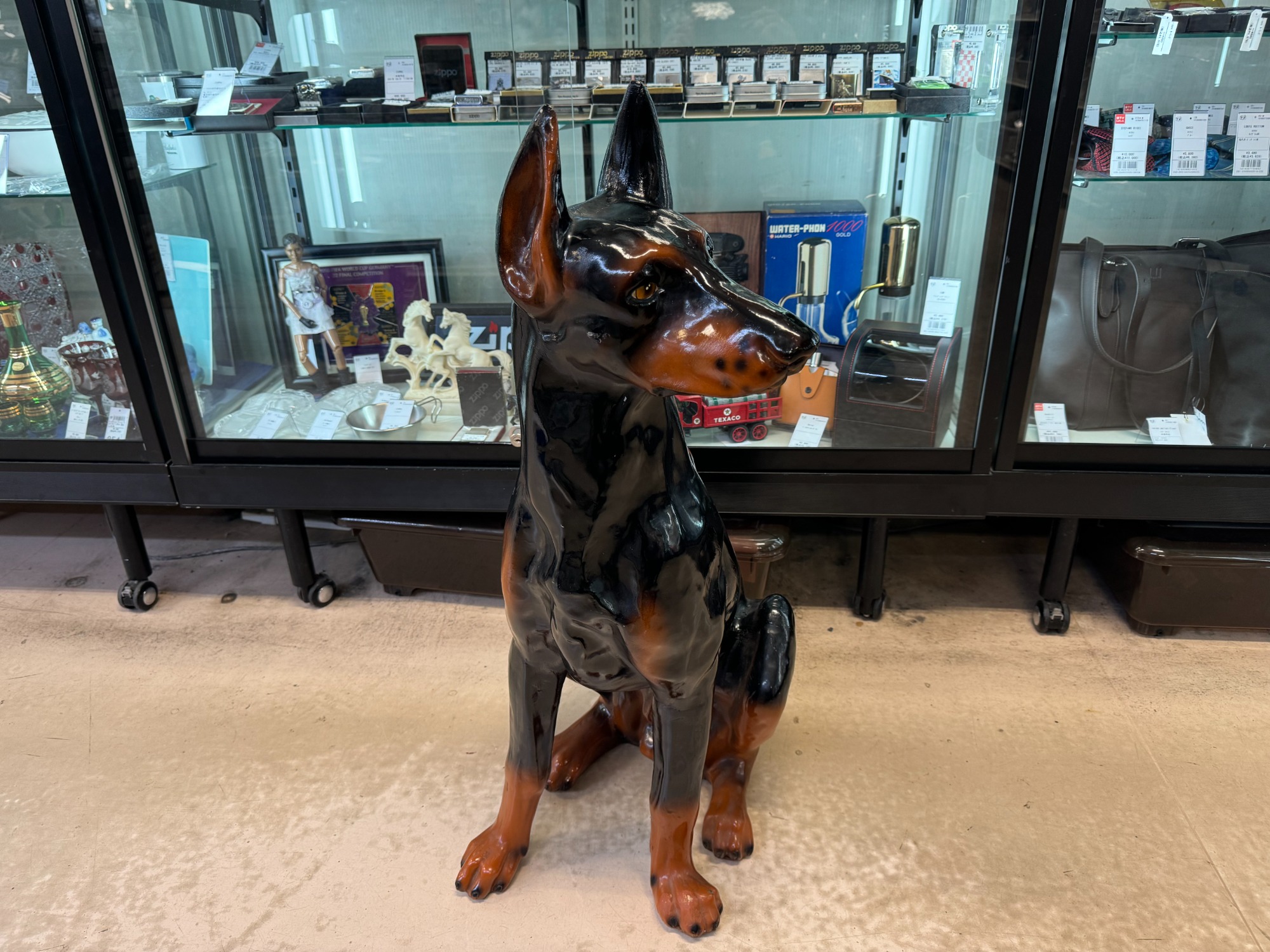 ドーベルマンのオブジェを買取入荷致しました！！｜2024年05月29日