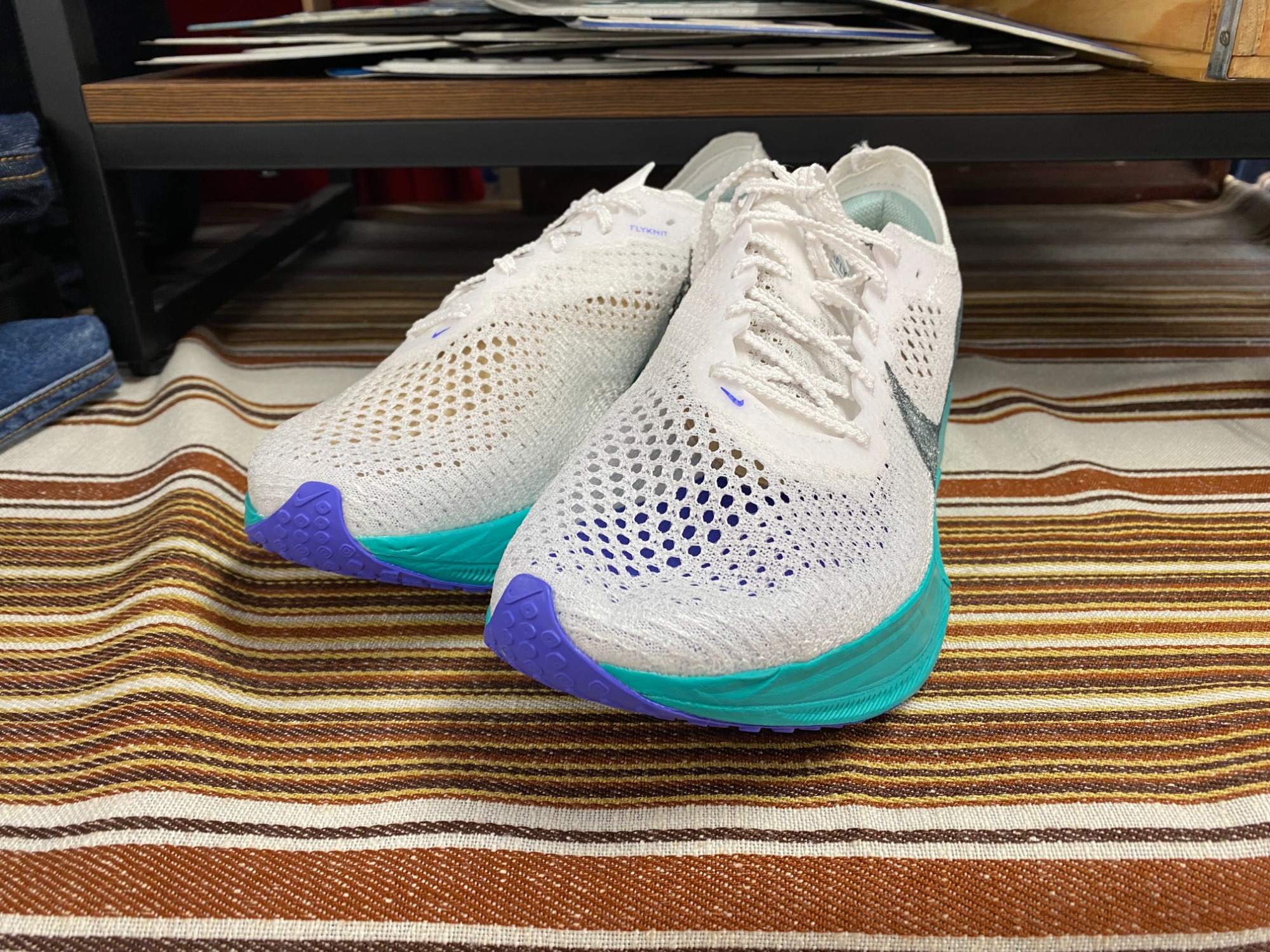 NIKE(ナイキ)のズームエックスシリーズのランニングシューズを買取入荷