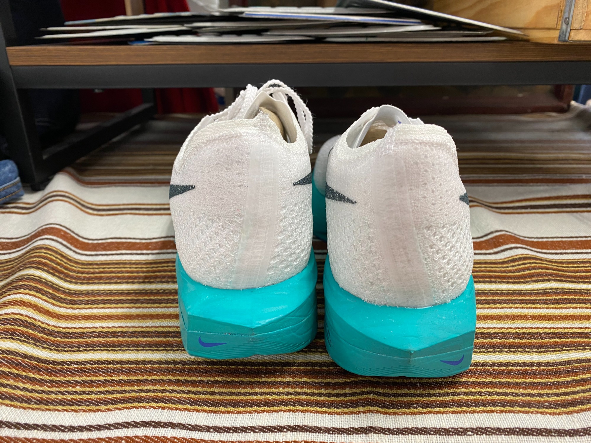 NIKE(ナイキ)のズームエックスシリーズのランニングシューズを買取入荷