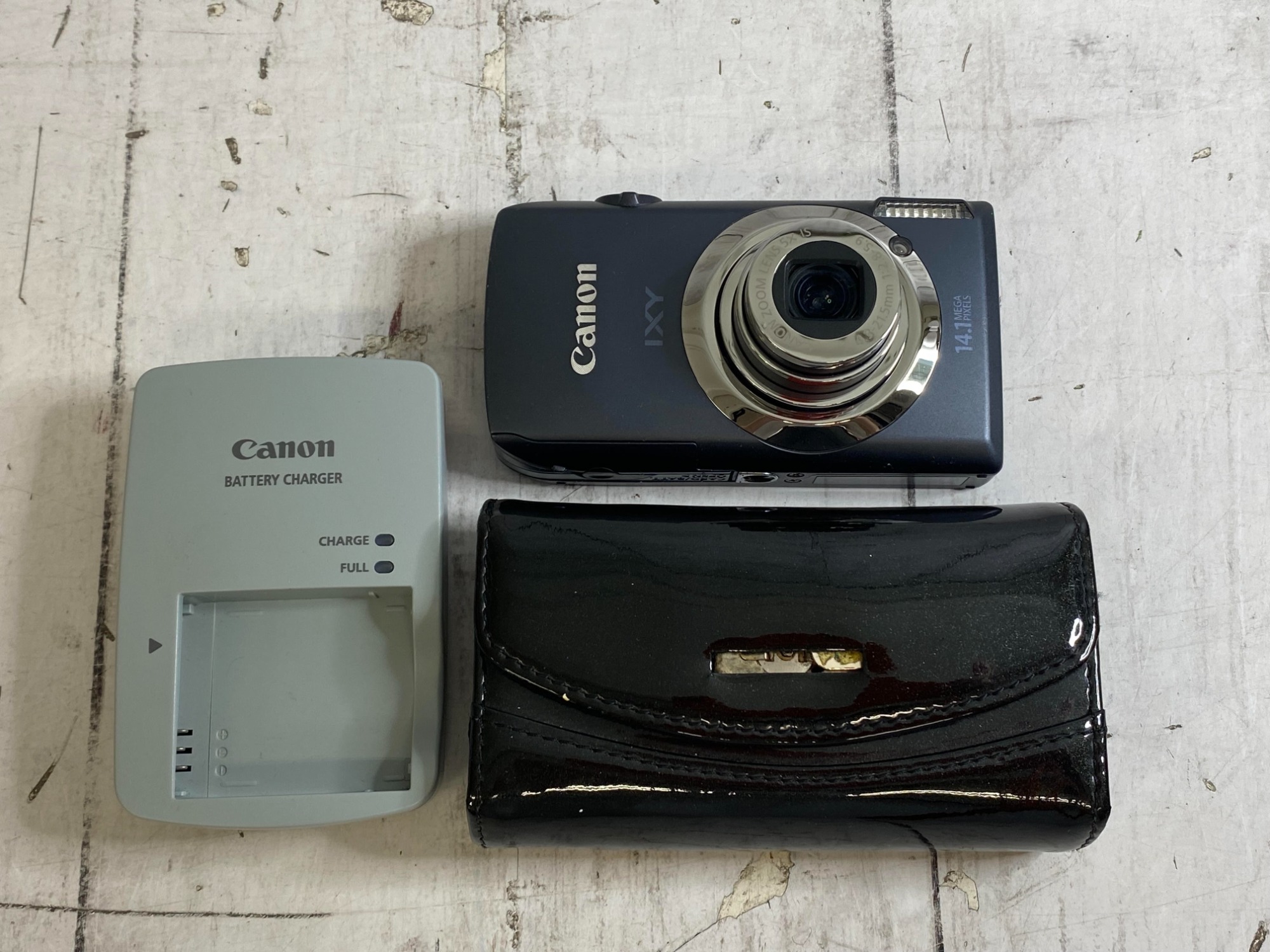 CANON IXY 10S コンパクトデジタルカメラが買取入荷致しました