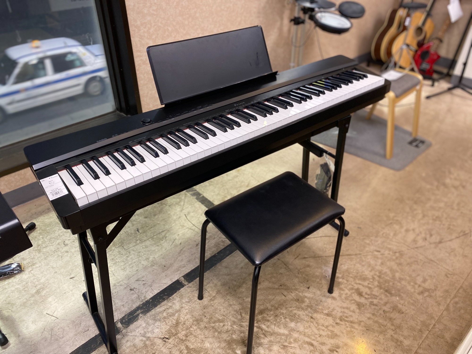 KONG 電子ピアノ ブラック スツール付き【トレファク上福岡】 KONG 電子ピアノ ブラック スツール付き【トレファク上福岡】