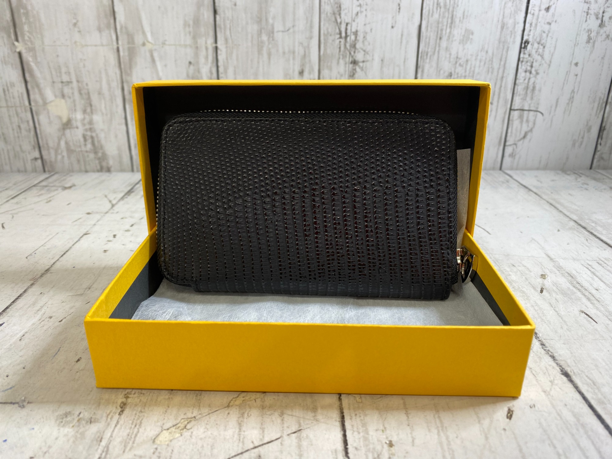 ITTI (イッチ) | FOLDED WLT (折りたたみ財布) | TWO FOLD & TRI