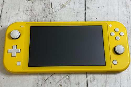 NintendoSwitch Liteイエローのご紹介！【トレファク入間23-08】 Nintendo Switch Lite イエローカラーが買取り入荷しました！｜2024年