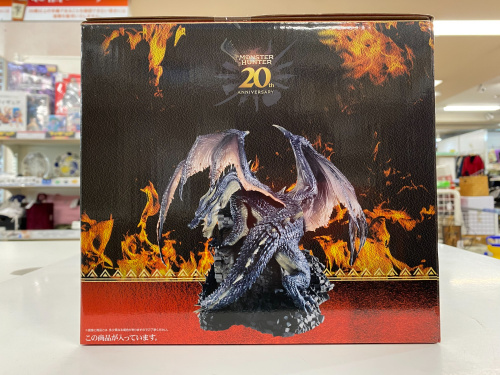 Saruwa♡　ラスト賞一点 一番くじ モンスターハンター 20th Anniversary ラストワン賞