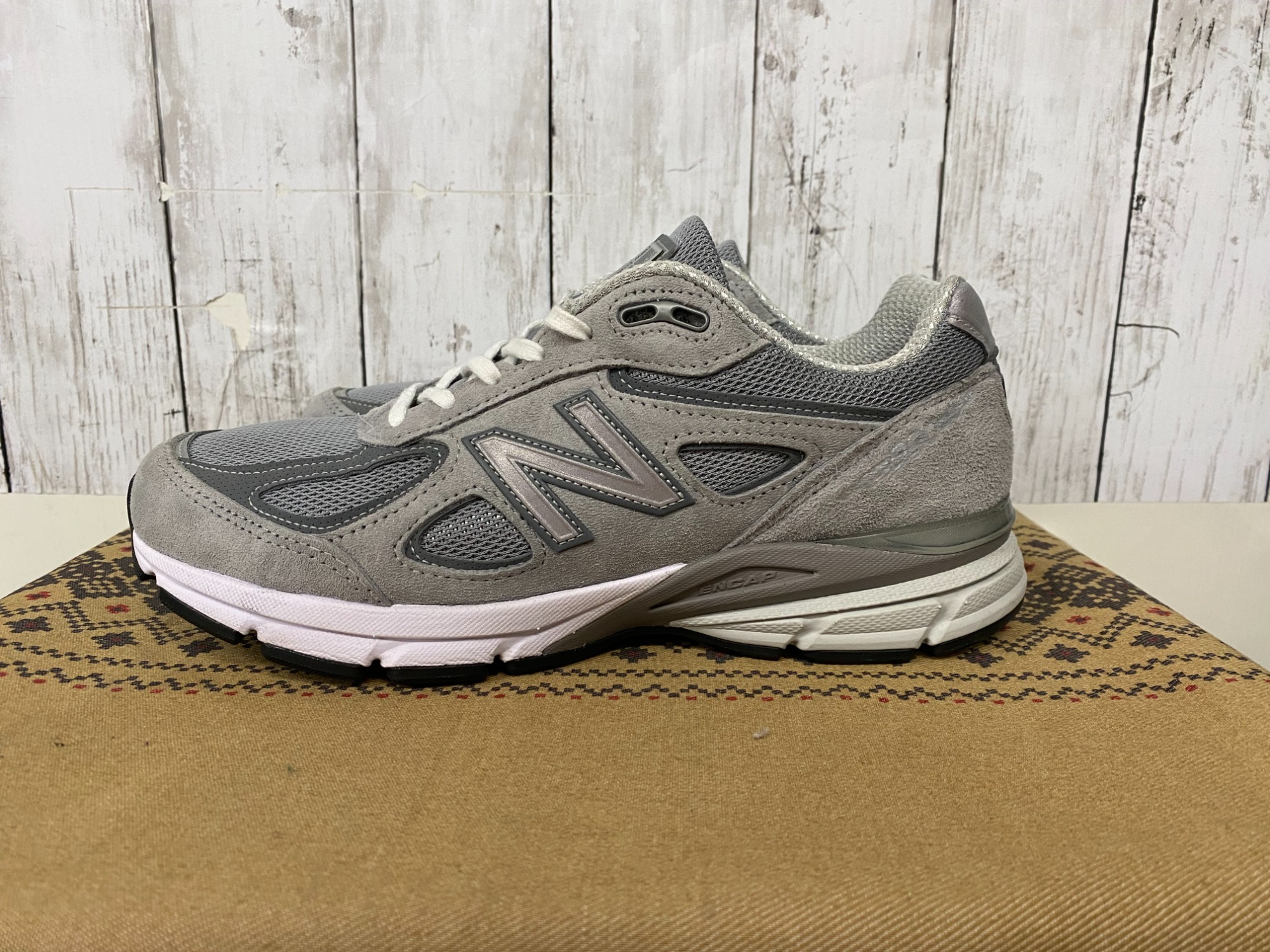 new balance 観覧車型 スニーカー ディスプレイ 非売品 new balance 観覧車型 スニーカー ディスプレイ 非売品