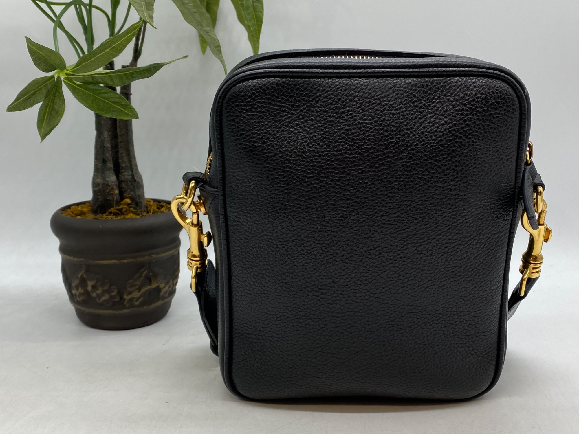 VERSACE(ヴェルサーチ)のメデューサショルダーバッグを買取入荷 VERSACE(ヴェルサーチ)のメデューサショルダーバッグを買取入荷