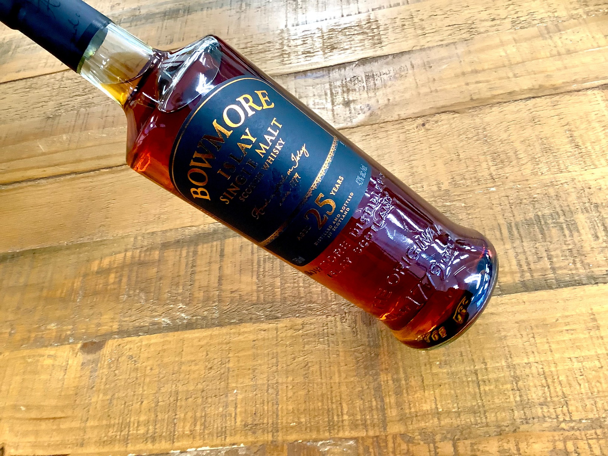 ウイスキー・ブランデーなどお酒買取強化中！！BOWMORE(ボウモア