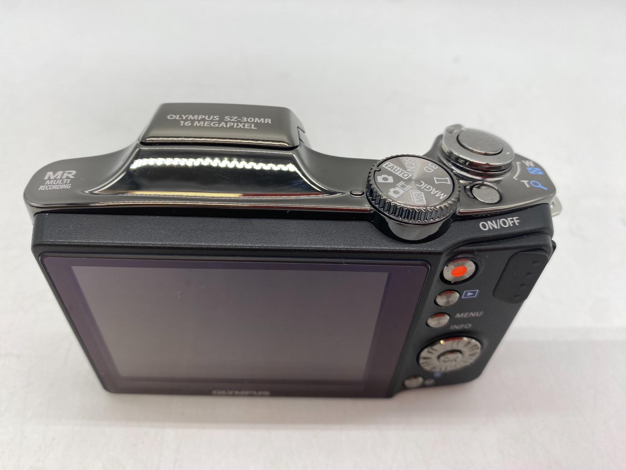 Olympus & Canon コンパクトデジタルカメラ 3台セット Olympus & Canon コンパクトデジタルカメラセット