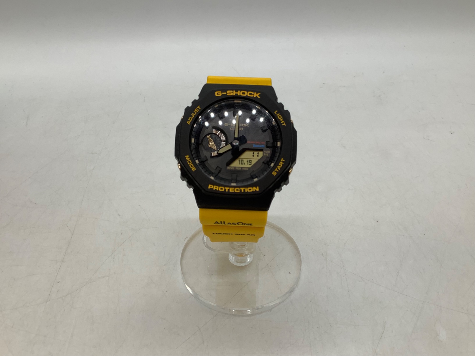 CASIOのデジタルウォッチ『GA-B2100-9AJR』G-SHOCK 2023イルカ