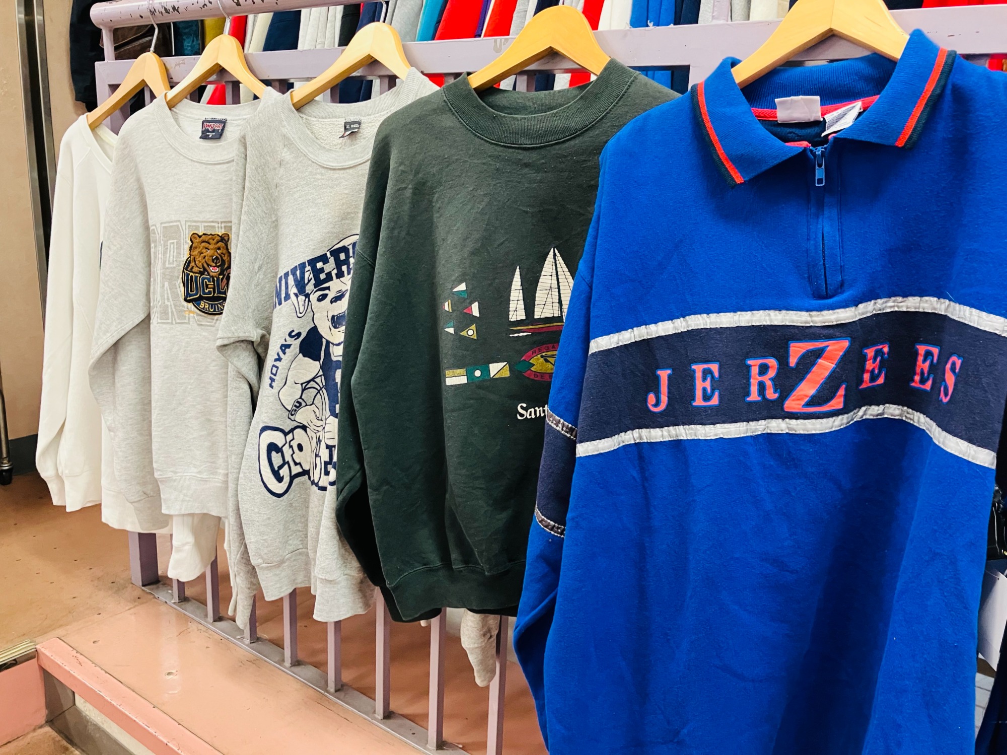 90's～US古着のスウェットを大量展示中！！｜2025年12月07日
