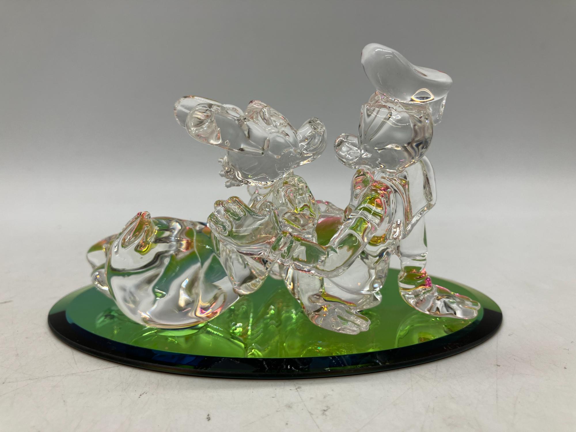 Disney RESORT(ディズニーリゾート)のドナルドダッグ＆デイジーガラス