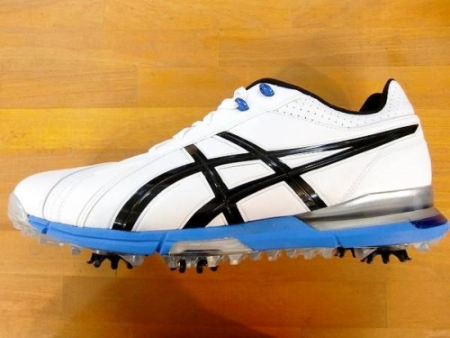 ゴルフのasics