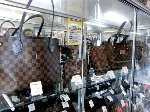 ルイヴィトン（LOUIS VUITTON）のポーチ