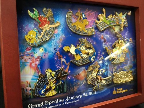 楽器・ホビー雑貨のピンバッチ