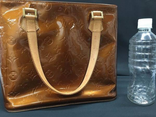 バッグのLOUIS VITTON