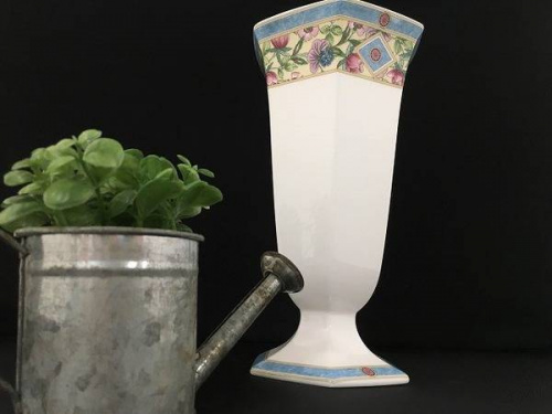家具・インテリアのフラワーベース