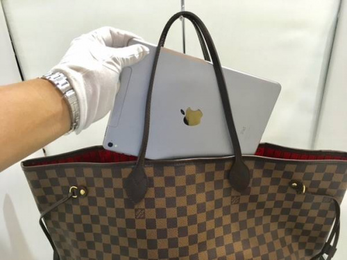 ルイヴィトン（LOUIS VUITTON）