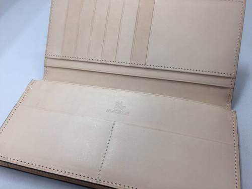 長財布のレザー