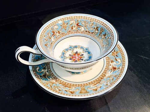 KIRKLANDのスノードーム