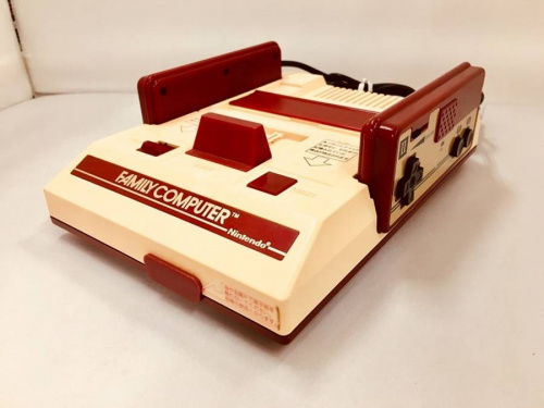 ファミコンのNintendo