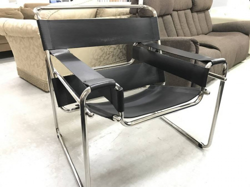 特選家具のデザイナーズ