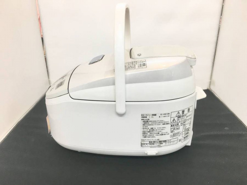 キッチン家電の炊飯器