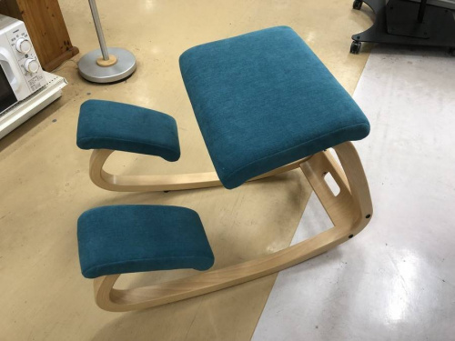 生活家具のバランスチェア