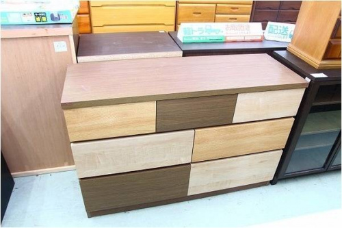 家具のチェスト