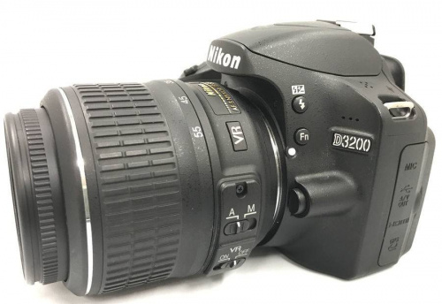 ニコン(NIKON)のデジタル一眼