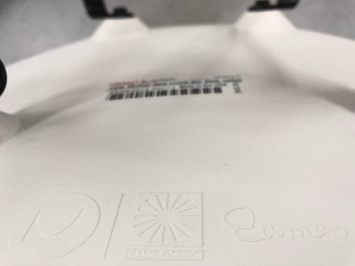 シェルサイドチェアの町田家具