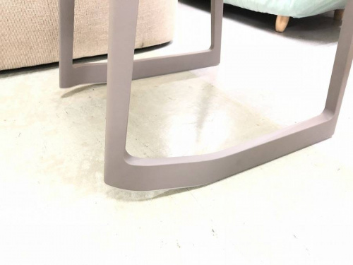 TIPTONチェアーのVitra