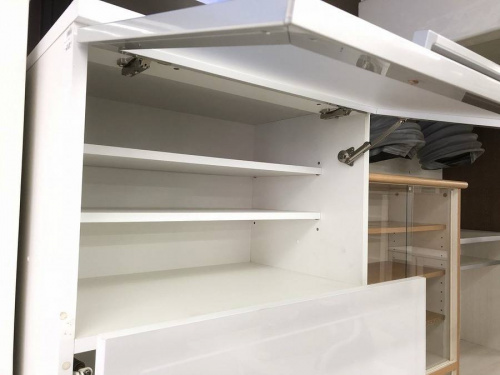 レンジボードの食器棚