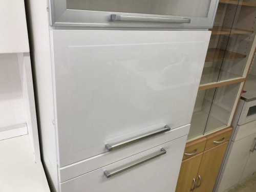 食器棚の町田家具