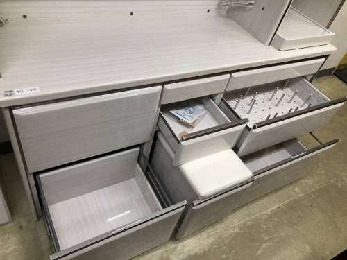 レンジボードの町田家具
