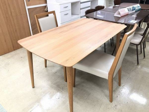 家具のダイニングセット