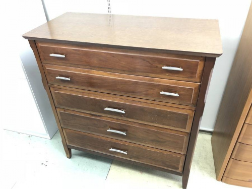 収納家具のチェスト