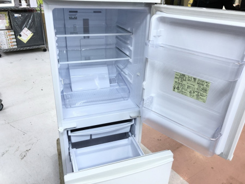 冷蔵庫の2ドア冷蔵庫
