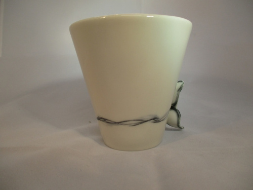 洋食器のマグカップ