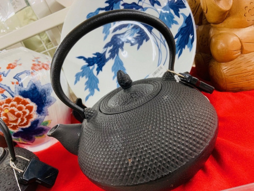 急須の南部鉄器