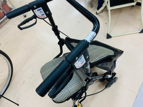 シルバーカーのカート