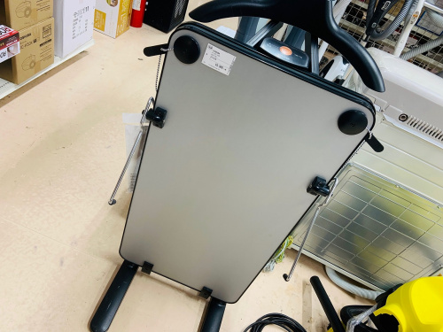 パンツブレッサーのTOSHIBA