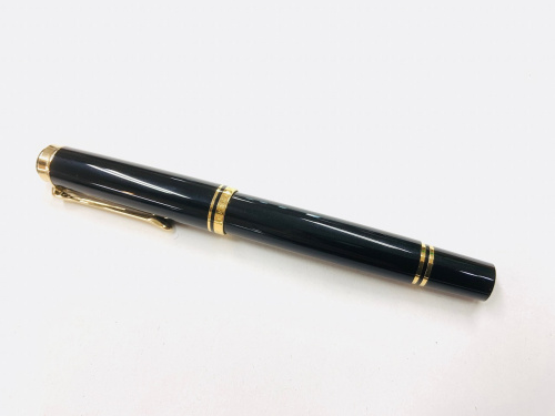 万年筆のPeikan