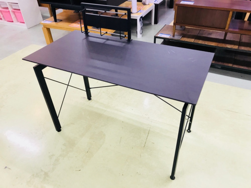 デスクのニトリ