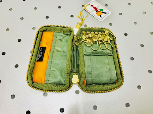 キーケースのPORTER